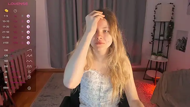 DreamSinder online show from October 24, 2025, 5:50 am