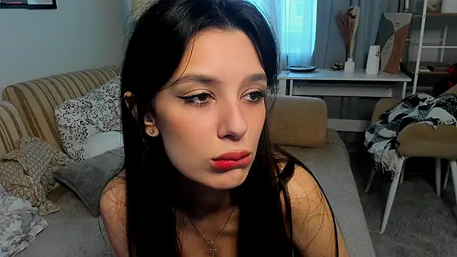 Snapshot of DemetraSadahiro chatting on November 15, 2025, 9:35 am DemetraSadahiro online show from November 15, 2025, 9:35 am