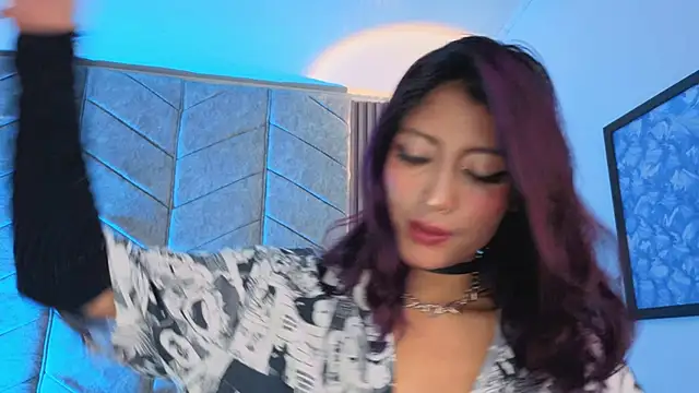 Snapshot of Rynka_ chatting on November 14, 2025, 3:54 am Rynka online show from November 14, 2025, 3:54 am