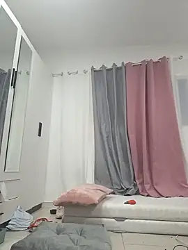 Your Desires07 online show from November 7, 2025, 3:05 pm