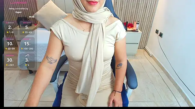 Snapshot of Aziz_daud chatting on January 8, 2026, 7:09 pm Aziz daud online show from January 8, 2026, 7:09 pm