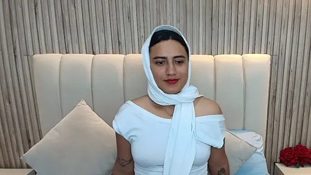 Snapshot of Aziz_daud chatting on October 27, 2025, 12:28 pm Aziz daud online show from October 27, 2025, 12:28 pm