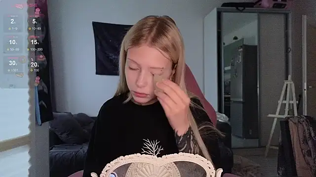 Snapshot of eliza_saddcat chatting on October 31, 2025, 12:35 pm eliza saddcat online show from October 31, 2025, 12:35 pm