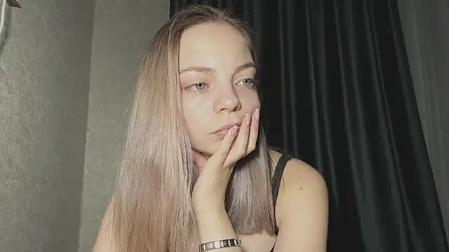 Snapshot of WrithenStub chatting on November 18, 2025, 5:38 pm WrithenStub online show from November 18, 2025, 5:38 pm