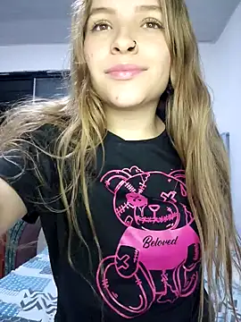 Snapshot of bambiluly chatting on October 17, 2025, 11:06 pm bambiluly online show from October 17, 2025, 11:06 pm