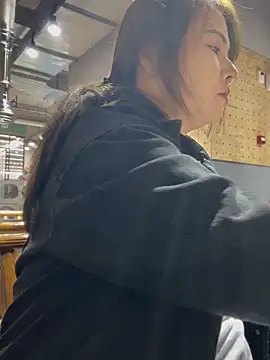 Alice9988 online show from November 10, 2025, 9:25 am