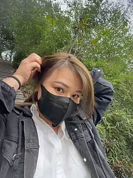 Alice9988 online show from November 11, 2025, 7:58 am