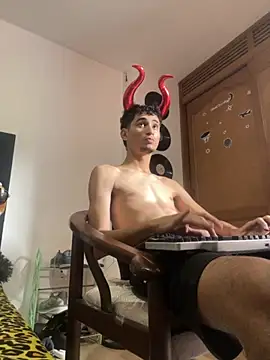 gsusss feet online show from November 2, 2025, 7:19 pm