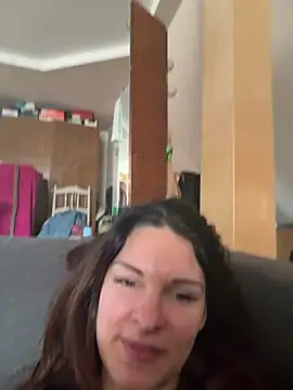 Snapshot of kinkysarahx chatting on March 28, 2026, 10:27 am kinkysarahx online show from March 28, 2026, 10:27 am