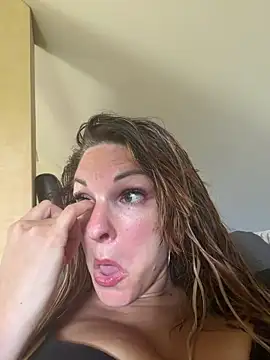 Snapshot of kinkysarahx chatting on June 2, 2026, 11:54 am kinkysarahx online show from June 2, 2026, 11:54 am