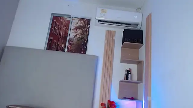 miel alisha online show from March 12, 2026, 12:53 pm