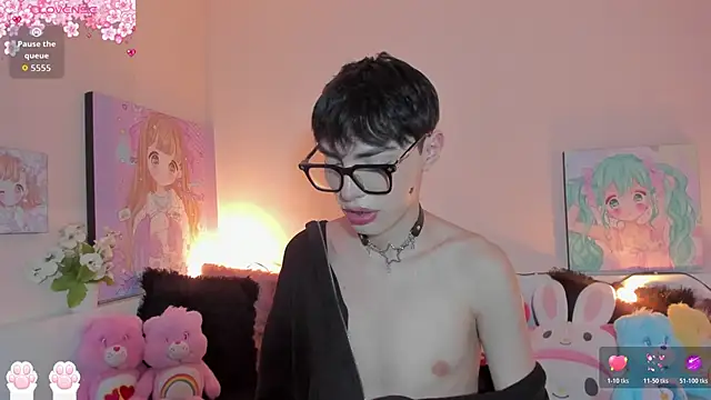 Snapshot of Strawberry_Kitty_ chatting on March 16, 2026, 3:03 am Strawberry Kitty online show from March 16, 2026, 3:03 am