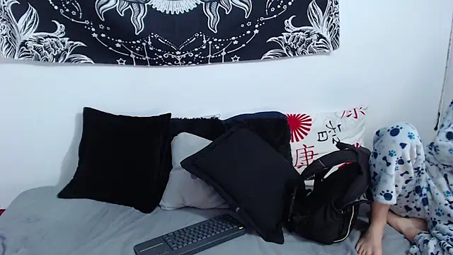 emily n abby online show from November 26, 2025, 12:27 pm