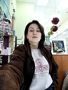 Luna 7777 online show from March 10, 2026, 12:09 pm