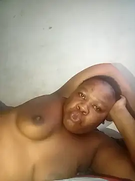 Snapshot of Roronae chatting on January 15, 2026, 1:03 pm Roronae online show from January 15, 2026, 1:03 pm