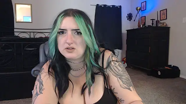 Snapshot of ImKatMeow chatting on February 9, 2026, 5:22 pm ImKatMeow online show from February 9, 2026, 5:22 pm