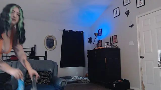 Snapshot of ImKatMeow chatting on February 10, 2026, 3:33 pm ImKatMeow online show from February 10, 2026, 3:33 pm