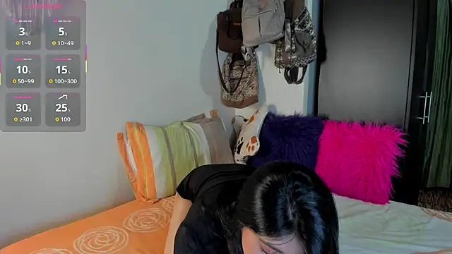 maddysonn 222 online show from October 31, 2025, 1:57 am