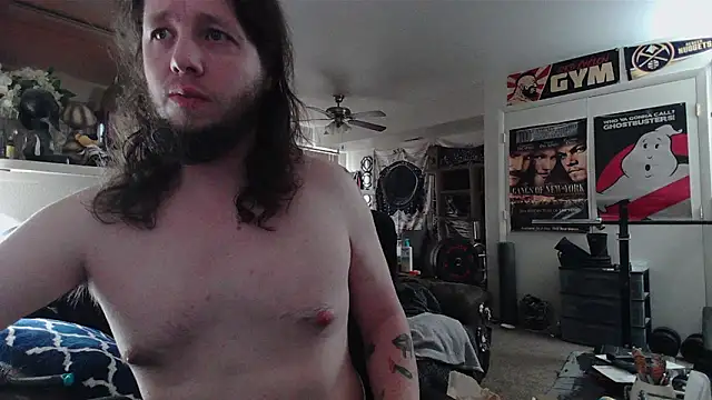 biggerisbetter12 online show from May 22, 2026, 12:58 pm