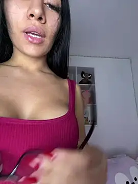  Alicee 1 online show from July 16, 2026, 1:24 am
