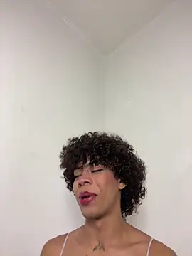 Snapshot of Juliethaaa_1 chatting on October 31, 2025, 4:20 am Juliethaaa 1 online show from October 31, 2025, 4:20 am