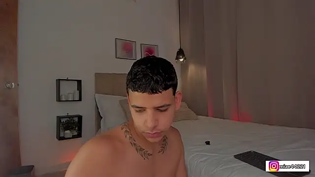 Snapshot of Little_Emma_11 chatting on January 12, 2026, 12:34 pm Little Emma 11 online show from January 12, 2026, 12:34 pm