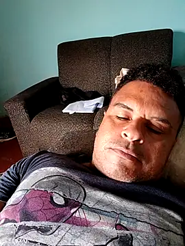 mineiro0388 online show from December 2, 2025, 3:58 pm