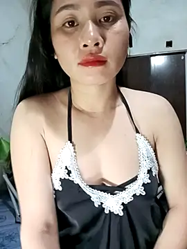 Snapshot of Chmdiemd chatting on October 28, 2025, 3:11 pm Chmdiemd online show from October 28, 2025, 3:11 pm