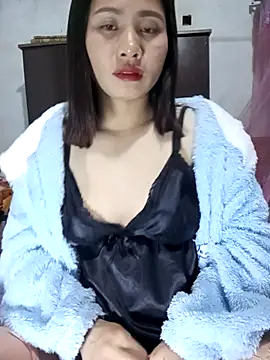 Snapshot of Chmdiemd chatting on December 15, 2025, 3:29 pm Chmdiemd online show from December 15, 2025, 3:29 pm