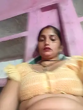 Snapshot of Pooja_shre chatting on February 28, 2026, 2:50 pm Pooja shre online show from February 28, 2026, 2:50 pm