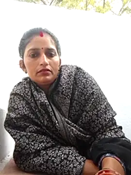 Snapshot of Pooja_shre chatting on November 11, 2025, 2:17 am Pooja shre online show from November 11, 2025, 2:17 am