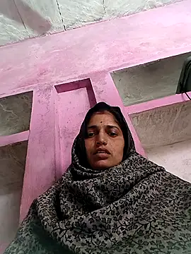 Snapshot of Pooja_shre chatting on February 11, 2026, 3:50 am Pooja shre online show from February 11, 2026, 3:50 am