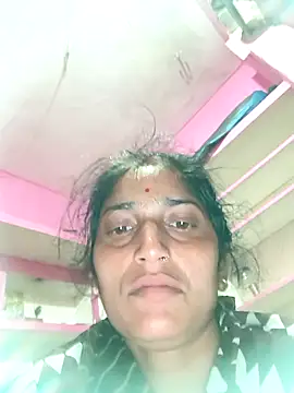 Snapshot of Pooja_shre chatting on February 10, 2026, 1:59 am Pooja shre online show from February 10, 2026, 1:59 am