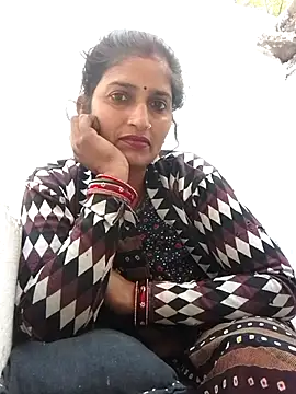 Snapshot of Pooja_shre chatting on November 20, 2025, 3:07 am Pooja shre online show from November 20, 2025, 3:07 am