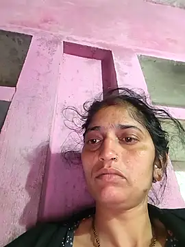 Snapshot of Pooja_shre chatting on February 8, 2026, 9:23 pm Pooja shre online show from February 8, 2026, 9:23 pm