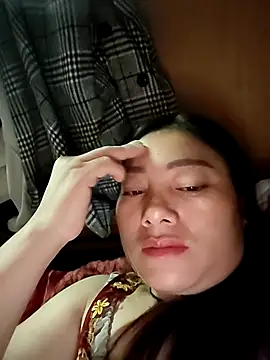 Snapshot of Sinhlinh2020 chatting on November 8, 2025, 1:14 pm Sinhlinh2020 online show from November 8, 2025, 1:14 pm