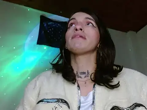 Snapshot of Scarlett_crastrawberry chatting on April 3, 2026, 2:18 am Scarlett crastrawberry online show from April 3, 2026, 2:18 am