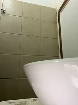 Snapshot of solodrive chatting on November 6, 2025, 6:28 am solodrive online show from November 6, 2025, 6:28 am