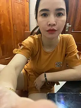 Phale2x online show from November 14, 2025, 8:18 am