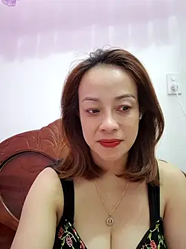 Baby-bigboobs20 online show from November 29, 2025, 5:46 pm