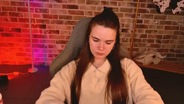 Snapshot of May_Bloom chatting on March 28, 2026, 9:10 am May Bloom online show from March 28, 2026, 9:10 am