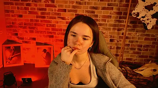 Snapshot of May_Bloom chatting on March 3, 2026, 5:14 am May Bloom online show from March 3, 2026, 5:14 am