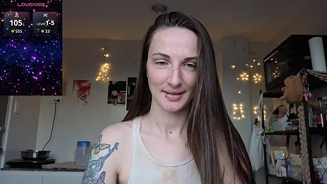 Snapshot of mistressaurora chatting on November 15, 2025, 9:02 am mistressaurora online show from November 15, 2025, 9:02 am