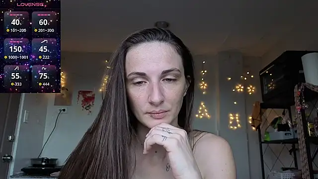 Snapshot of mistressaurora chatting on October 25, 2025, 8:13 am mistressaurora online show from October 25, 2025, 8:13 am