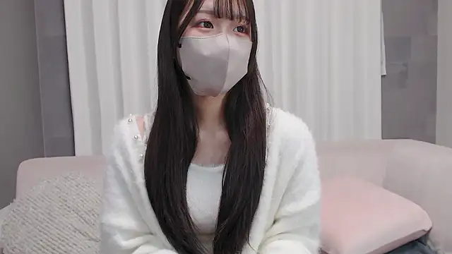 LOVE MIREI LOVE online show from November 9, 2025, 11:25 am