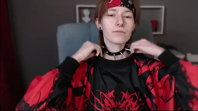 Snapshot of guitarandangell chatting on December 17, 2025, 6:24 pm guitarandangell online show from December 17, 2025, 6:24 pm