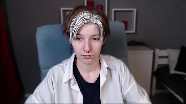 Snapshot of guitarandangell chatting on November 17, 2025, 4:16 am guitarandangell online show from November 17, 2025, 4:16 am