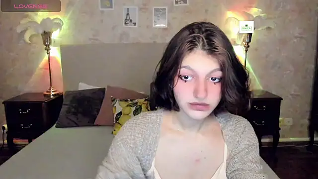 A Skyy online show from November 8, 2025, 8:34 pm