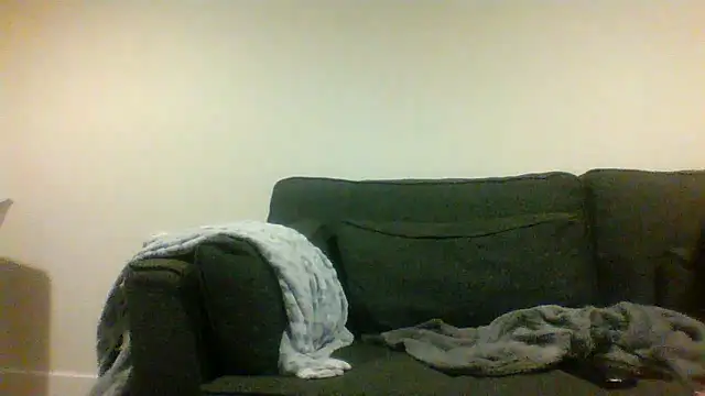 Snapshot of fatal_lover chatting on October 27, 2025, 3:29 am fatal lover online show from October 27, 2025, 3:29 am