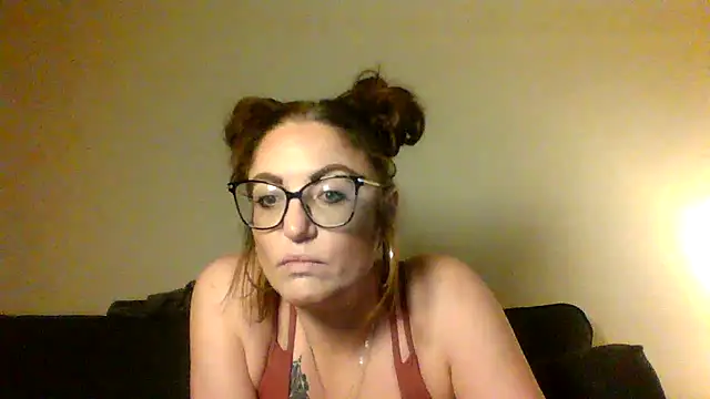 Snapshot of fatal_lover chatting on October 30, 2025, 1:26 am fatal lover online show from October 30, 2025, 1:26 am